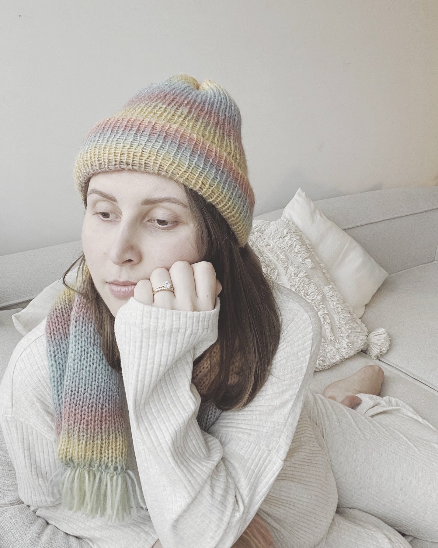 Adult hats & scarves