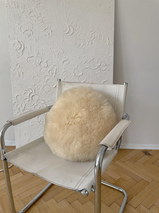 Round Natural Sheepskin White Pillow 